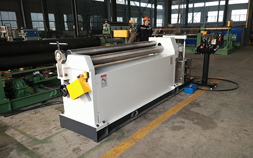 W11F系列非對(duì)稱(chēng)式卷板機(jī)